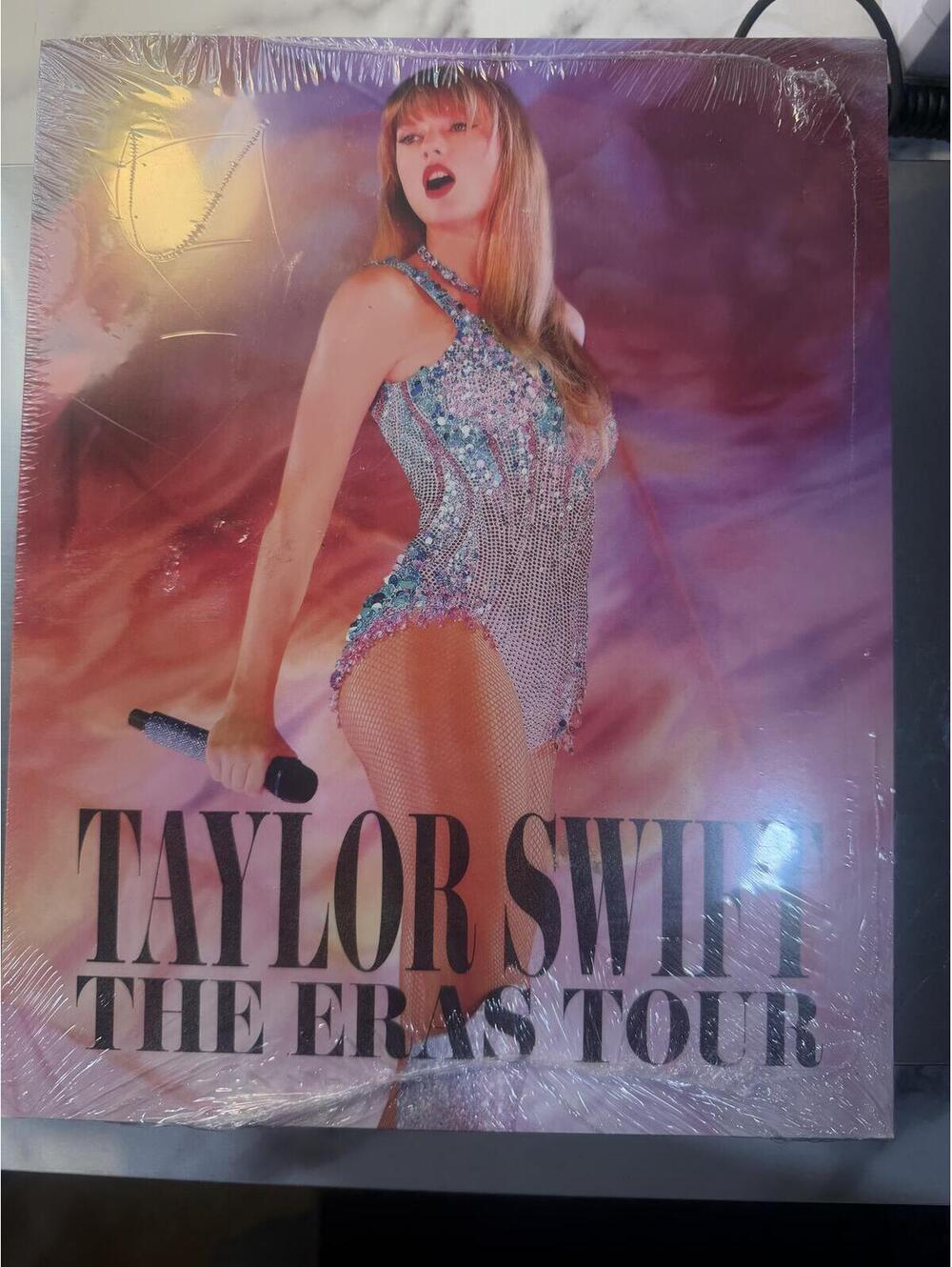 NEW 30 Taylor Swift The Eras Tour paper  flyers 10X8 inches